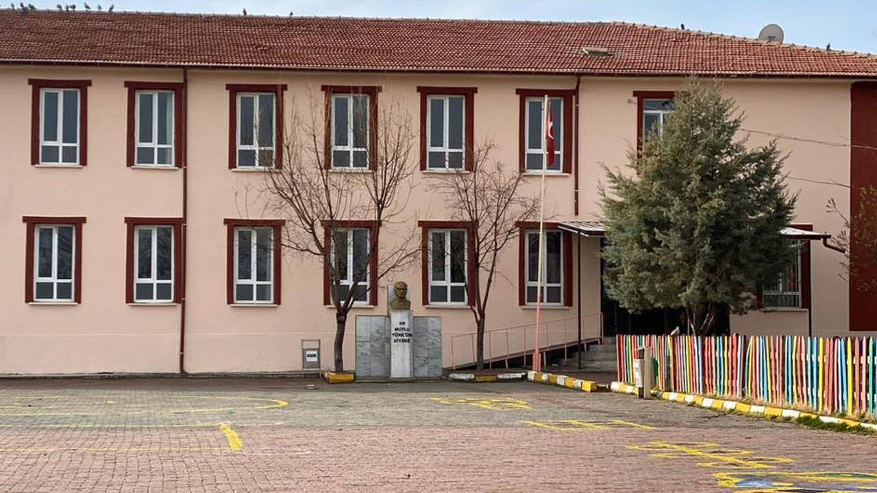 Konya'da öğretmene öğrencisinin ağabeyi tarafından silahlı saldırı