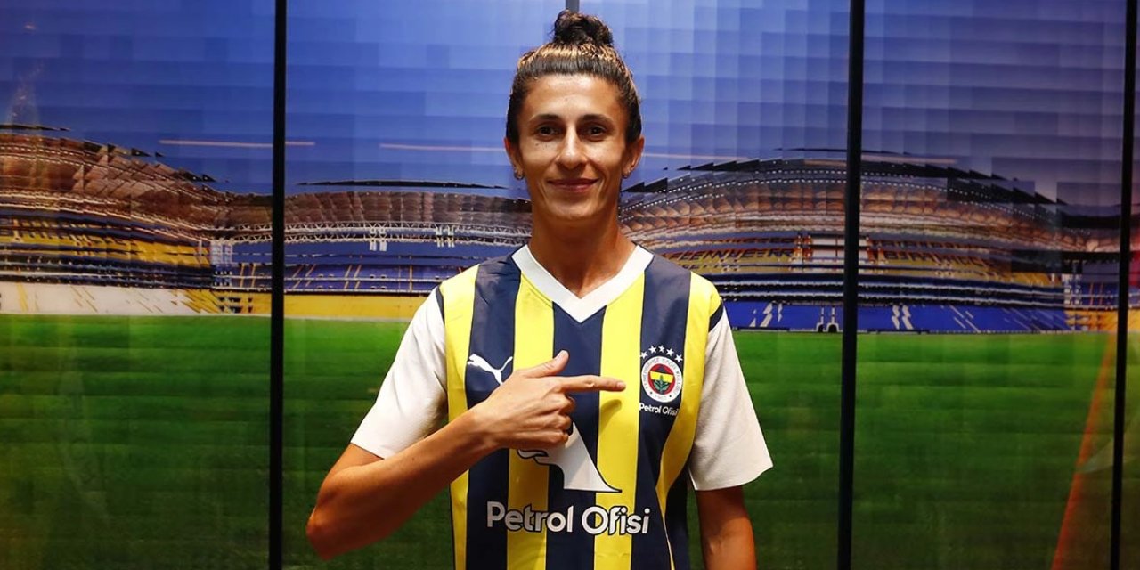 Yağmur Uraz, 300'üncü golüne ulaştı