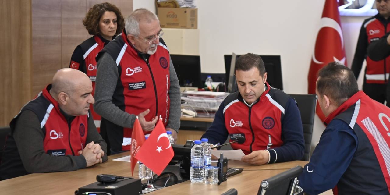 Balıkesir’de kar mesaisi: “Tüm yollar açık”