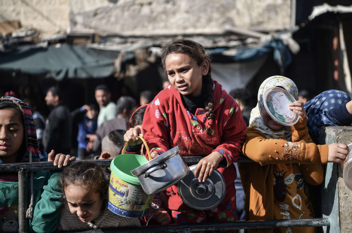 Gazze'de yaşanan 'kıtlık' değil 'yokluk'