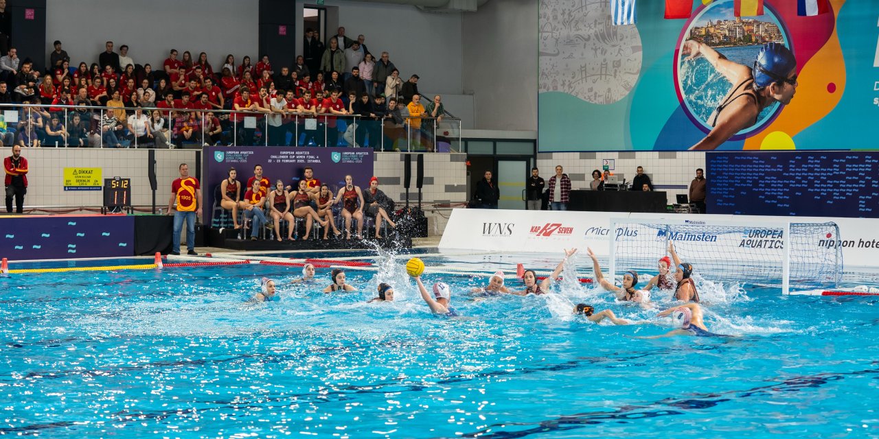 İzmir ekibi sutopunda Avrupa şampiyonu!