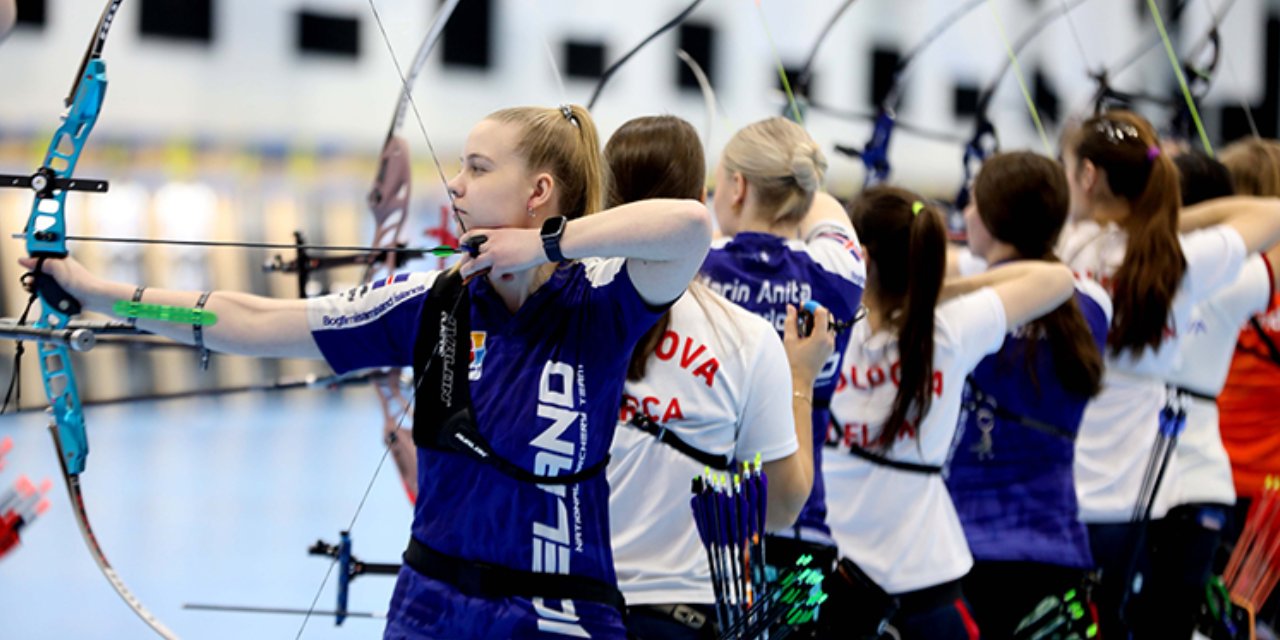 Milli takım, Avrupa Salon Okçuluk Şampiyonası'nda 2 gümüş, 1 bronz madalya kazandı