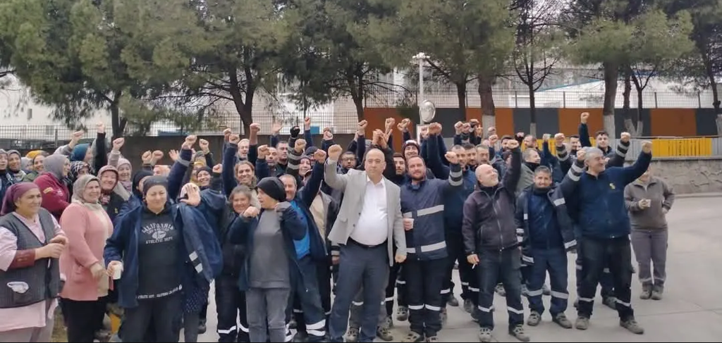 İzmir'de tütün fabrikası işçileri greve gidiyor