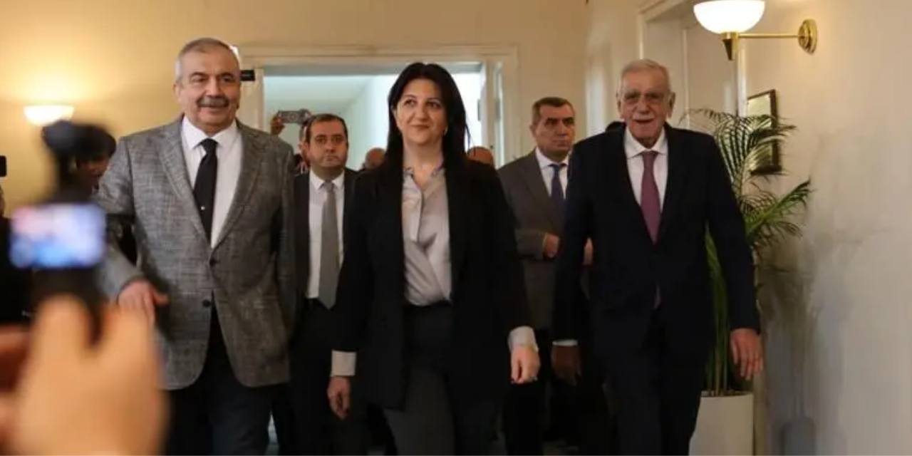 Öcalan ile üçüncü görüşme: DEM Parti İmralı Heyeti görüşmesi bitti
