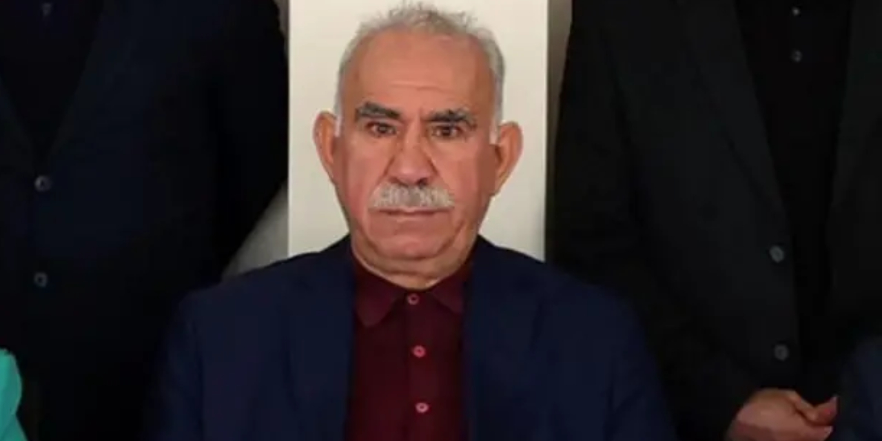 Öcalan, PKK'ye silah bırakma çağrısı yaptı: Gazete manşetleri tarihi çağrıyı nasıl gördü?