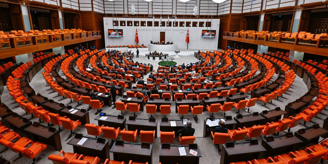 Vatandaşlardan TBMM’ye ilginç öneriler: Karekod kullanımı durdurulsun, sokak düğünleri yasaklansın
