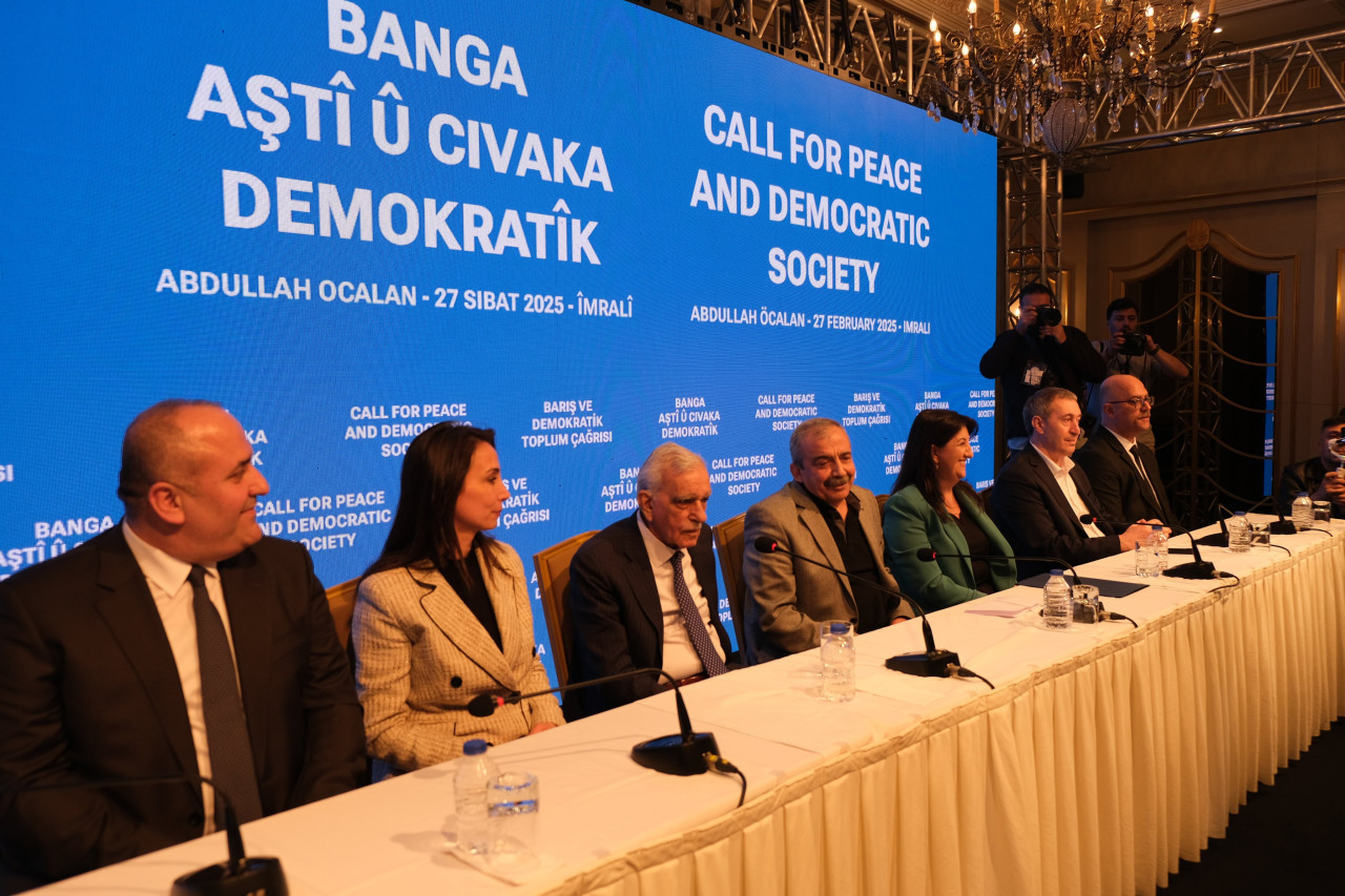 İmralı görüşmesinin detayları ortaya çıkıyor: Öcalan Orgeneral Eşref Bitlis'i andı