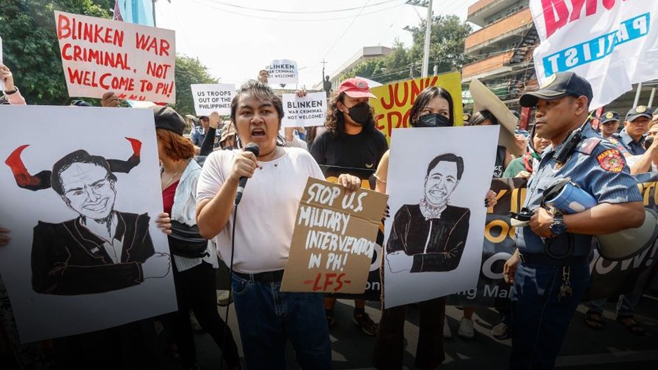 Blinken'a Filipinler'de 'hoş gelmedin' eylemi: 'Savaş suçlusu...'