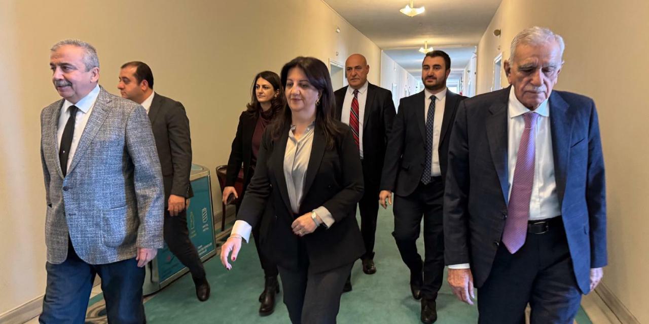 Öcalan'dan DEM Partililere 'süreci anlatın' çağrısı: 101 noktada halk toplantıları düzenlenecek