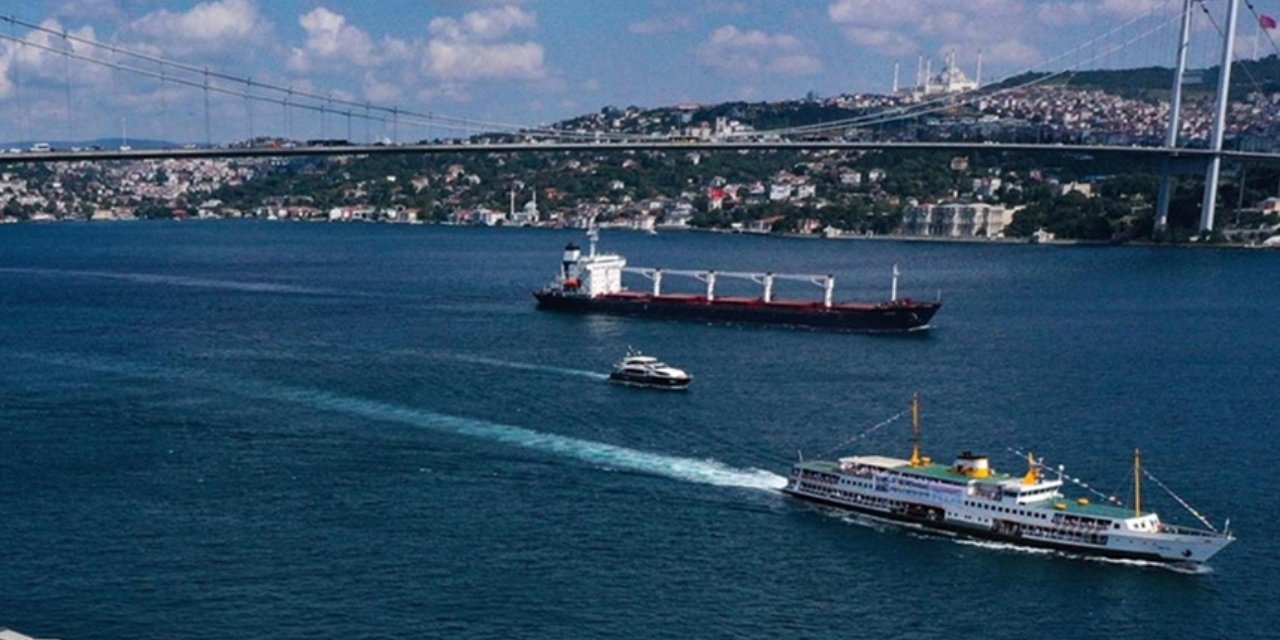 Boğazda gemi trafiği normale döndü