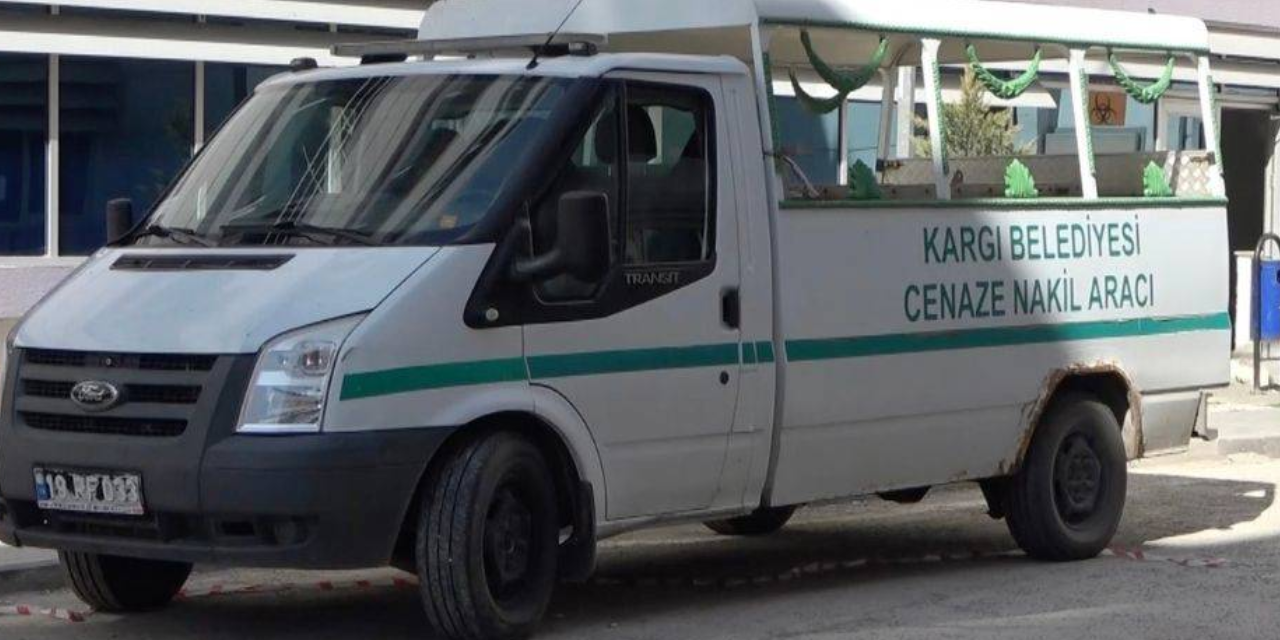 Çorum’da dehşet: Altınları için yaşlı kadını öldürüp cesedini yaktılar