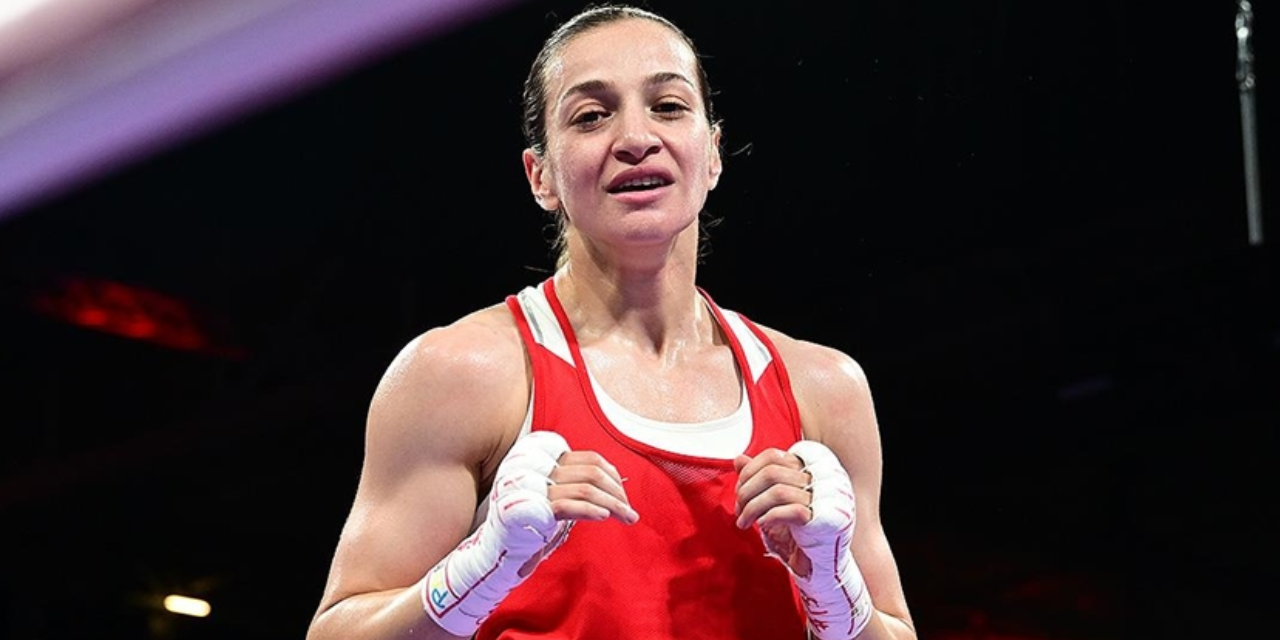 Buse Naz Çakıroğlu, Dünya Şampiyonası'nda finale yükseldi