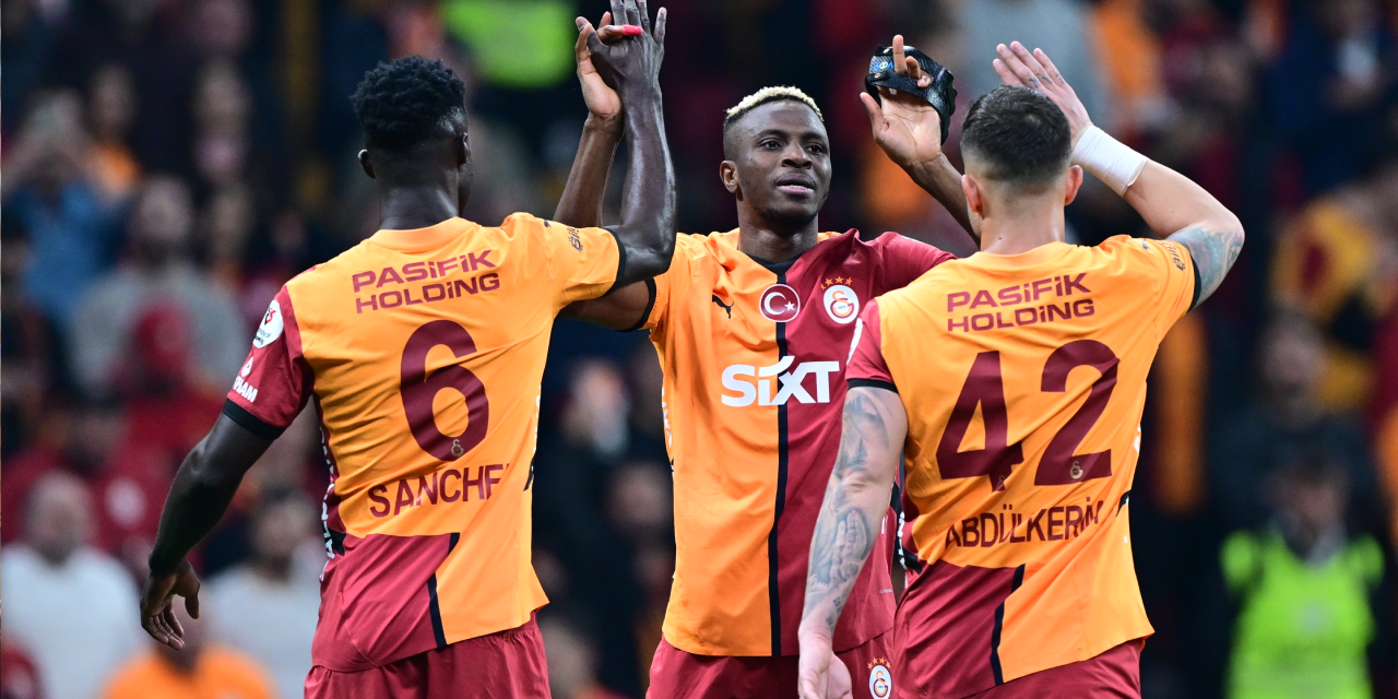 Aslantepe'de Osimhen'in gecesi: Galatasaray, Antalyaspor engelini 4 golle geçti