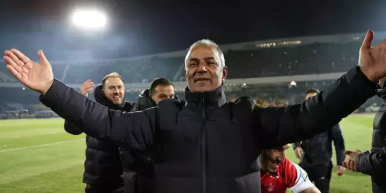 İran Ligi'nde İsmail Kartal fırtınası! Persepolis zirveye tırmandı