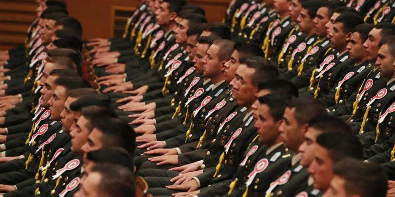 Resmi Gazete'de yayımlandı: Askeri öğrencilere yatay geçiş yasağı