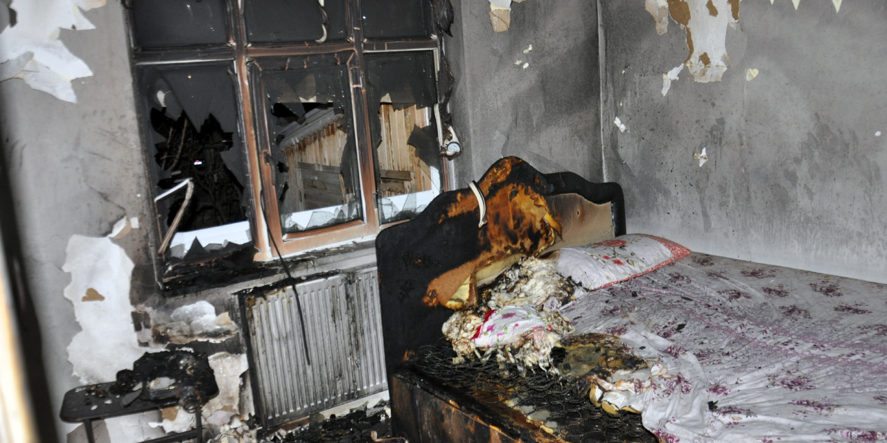 Esrarengiz kundaklama olayları: Aynı yöntemle üçüncü ev yakıldı