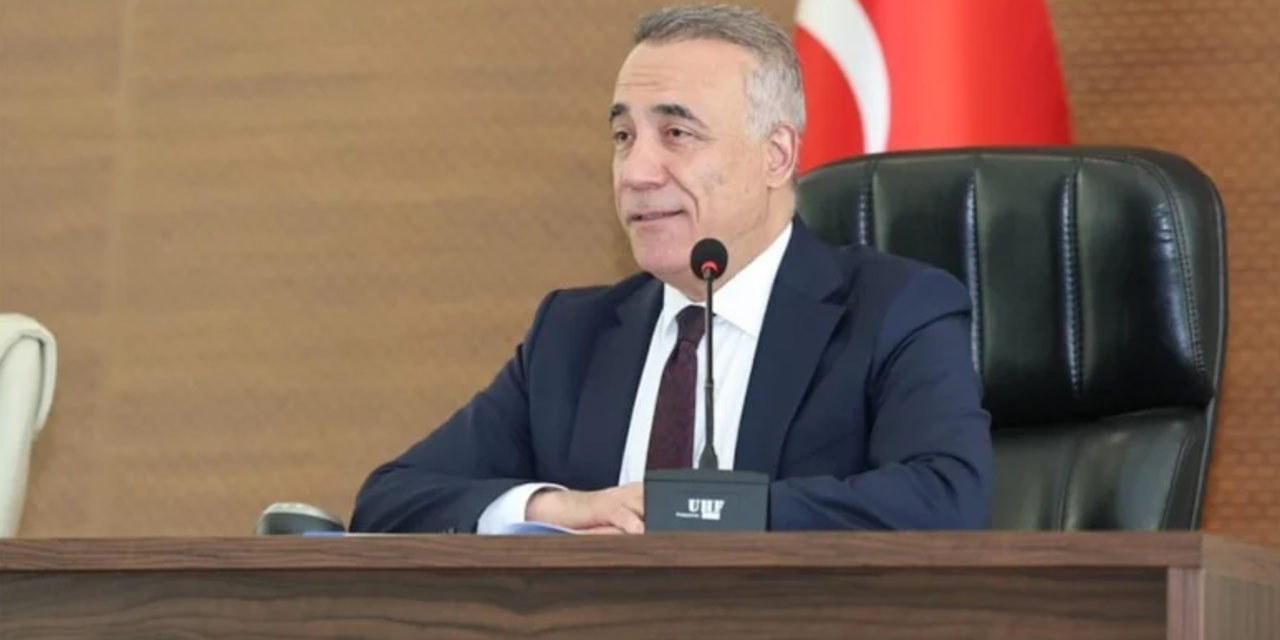 AKP'li belediyenin yurt dışında iftar kararına tepki