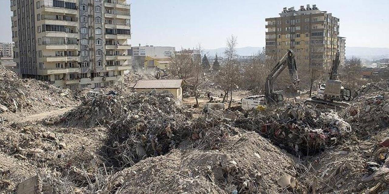 Ebrar Sitesi K Blok davası: 9 eski kamu görevlisine suçlama