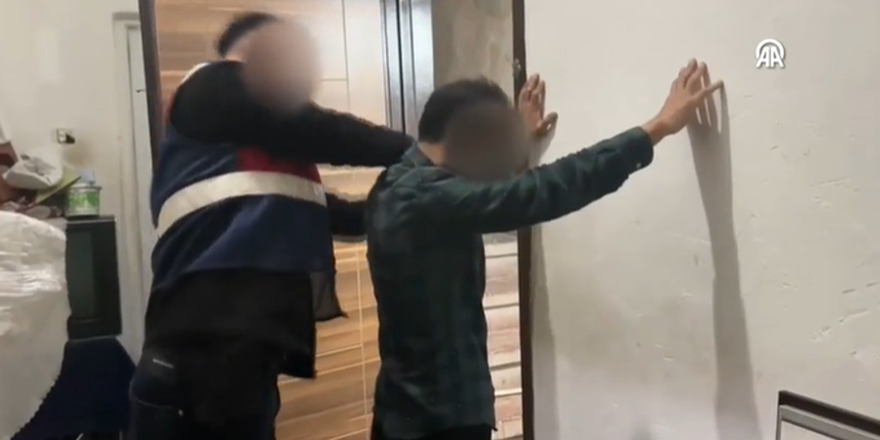 İnternetten çocuk istismarı videosu indirince yakalandı