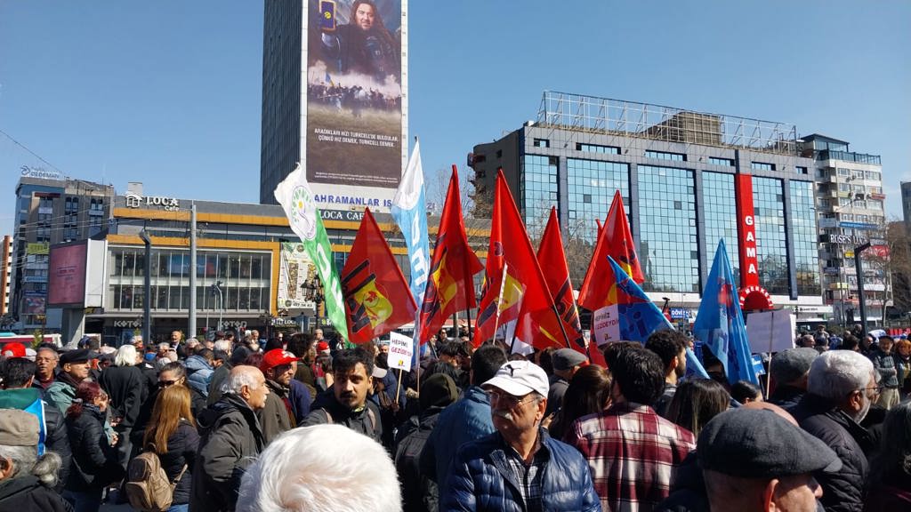 Ankara'da İmamoğlu'na destek yürüyüşü: Halk yasakları tanımadı
