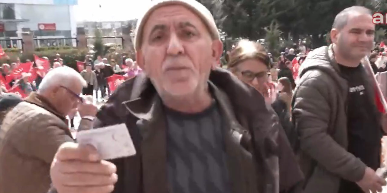 ‘15 Temmuz’da Erdoğan bugün de İmamoğlu için sokaktayım’