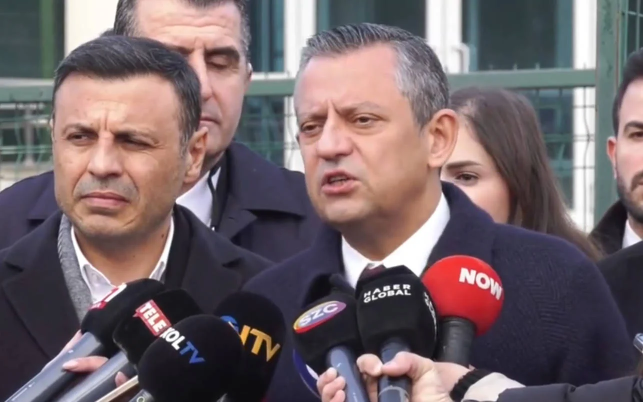 Özgür Özel İmamoğlu'nu ziyaret etti: 19 Mart darbe girişimi engellenmiştir!