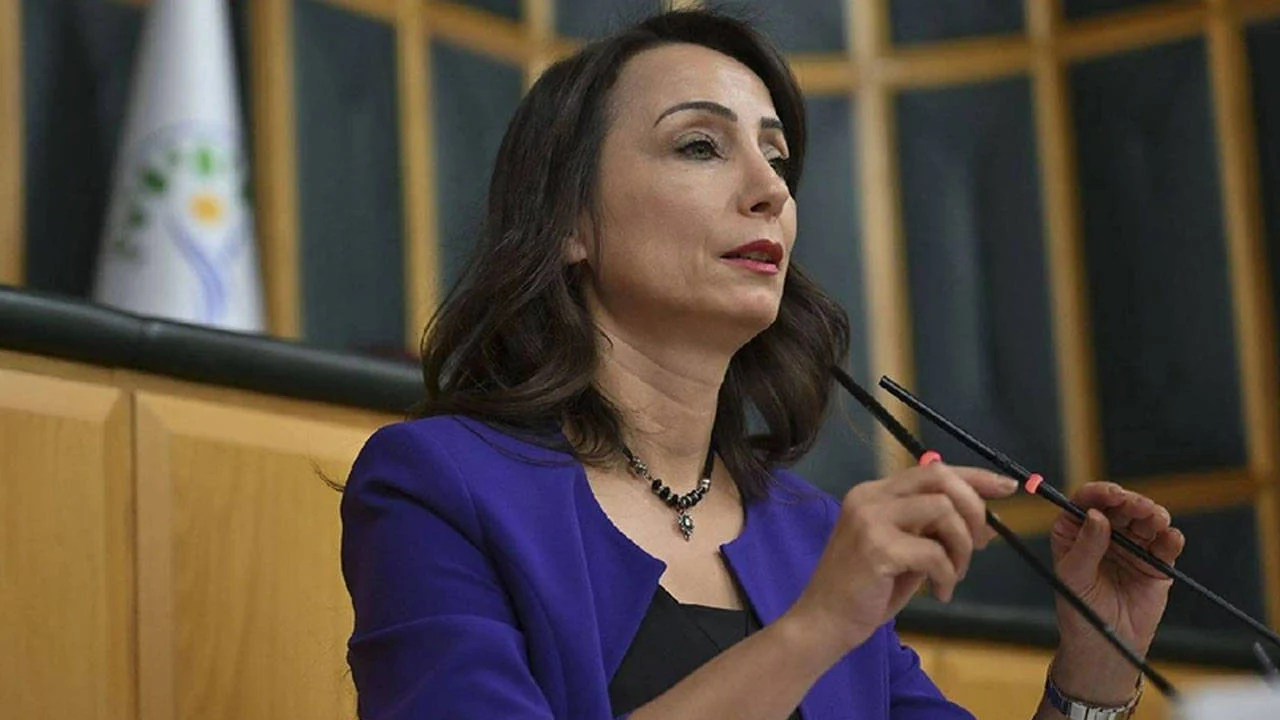 Hatimoğulları: İmamoğlu rehin alındı, Erdoğan ile bayram sonrası görüşeceğiz