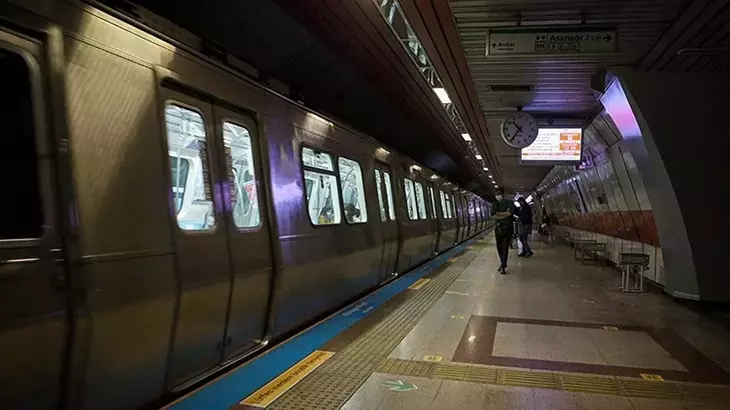 Kapatılan metro durakları tekrar açıldı: Şişhane ve Taksim durakları açıldı