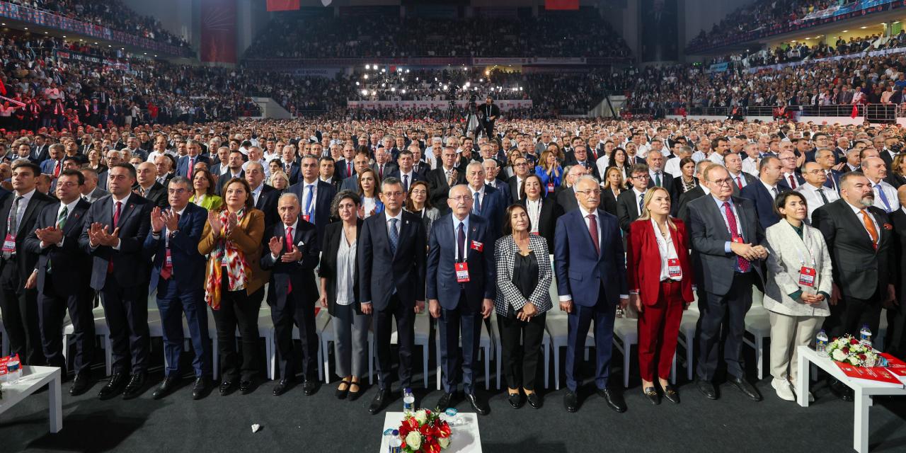 CHP kurultayında divan başkanlığı için Çavuşoğlu önerildi