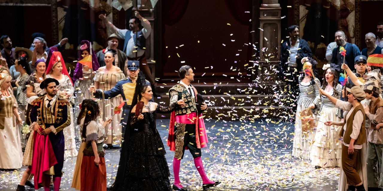 Tutkunun ve trajedinin operası “Carmen” AKM sahnesinde