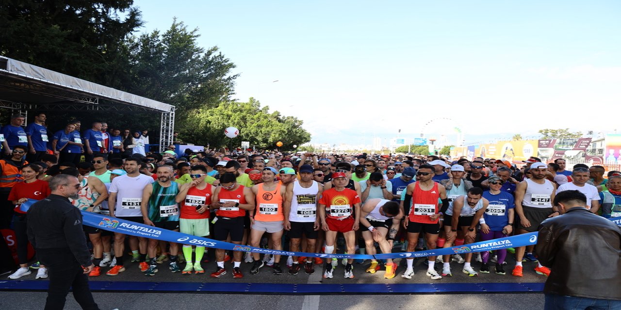 Runtalya’da binler koştu, spor ve eğlence buluştu