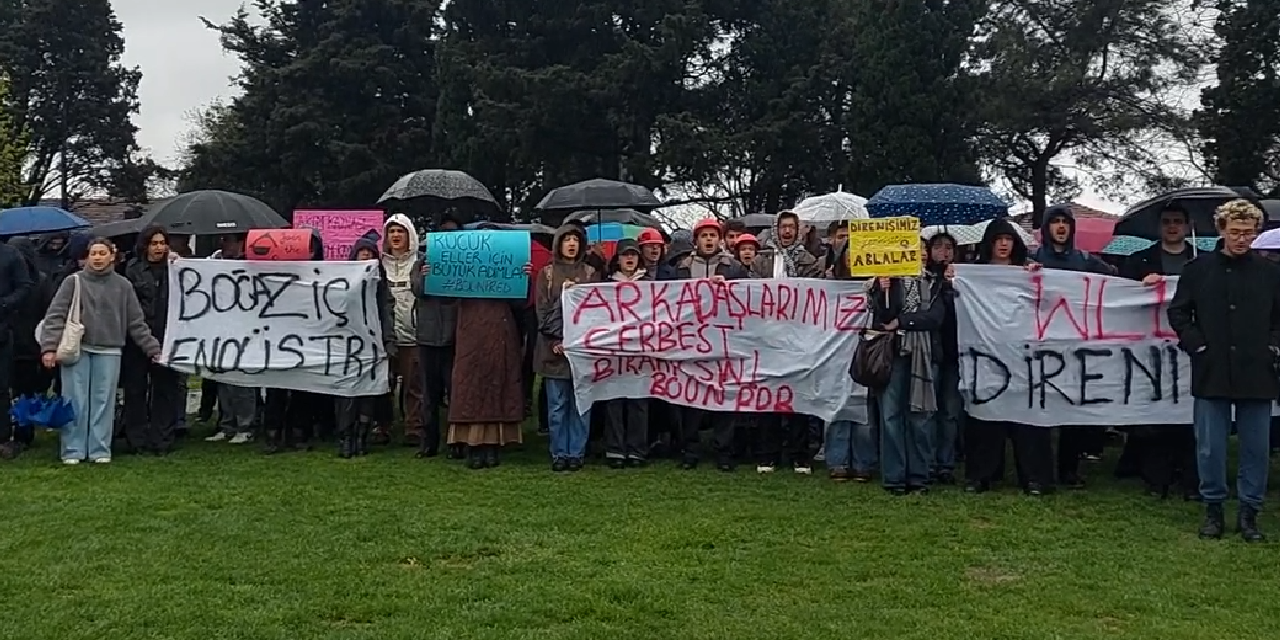 Boğaziçili öğrenciler, tutuklu arkadaşları için eylem yaptı