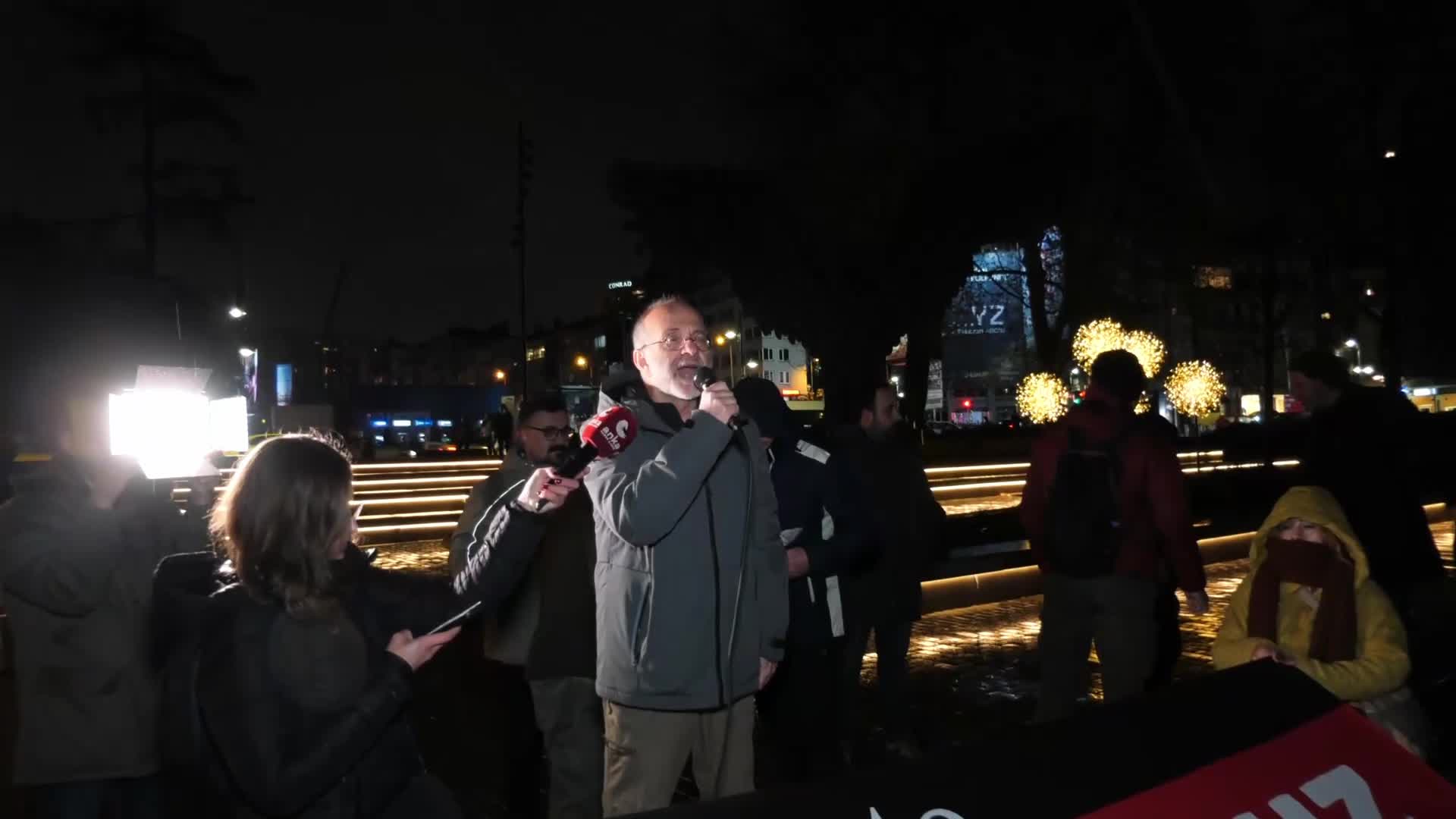 TKP'den Beşiktaş'ta “Diz çökmüyoruz” eylemi