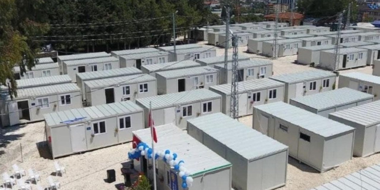 CHP'li vekillerden konteyner kentte imza krizi tepkisi: İktidarlar değişir ama yaptıklarınız arşivde kalır