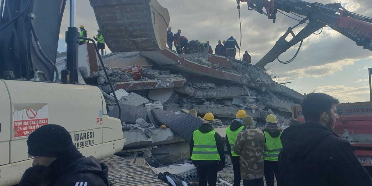 19 kişinin ölümüne neden olmuştu: Akar Apartmanı davasında tutuklu sanık tahliye oldu