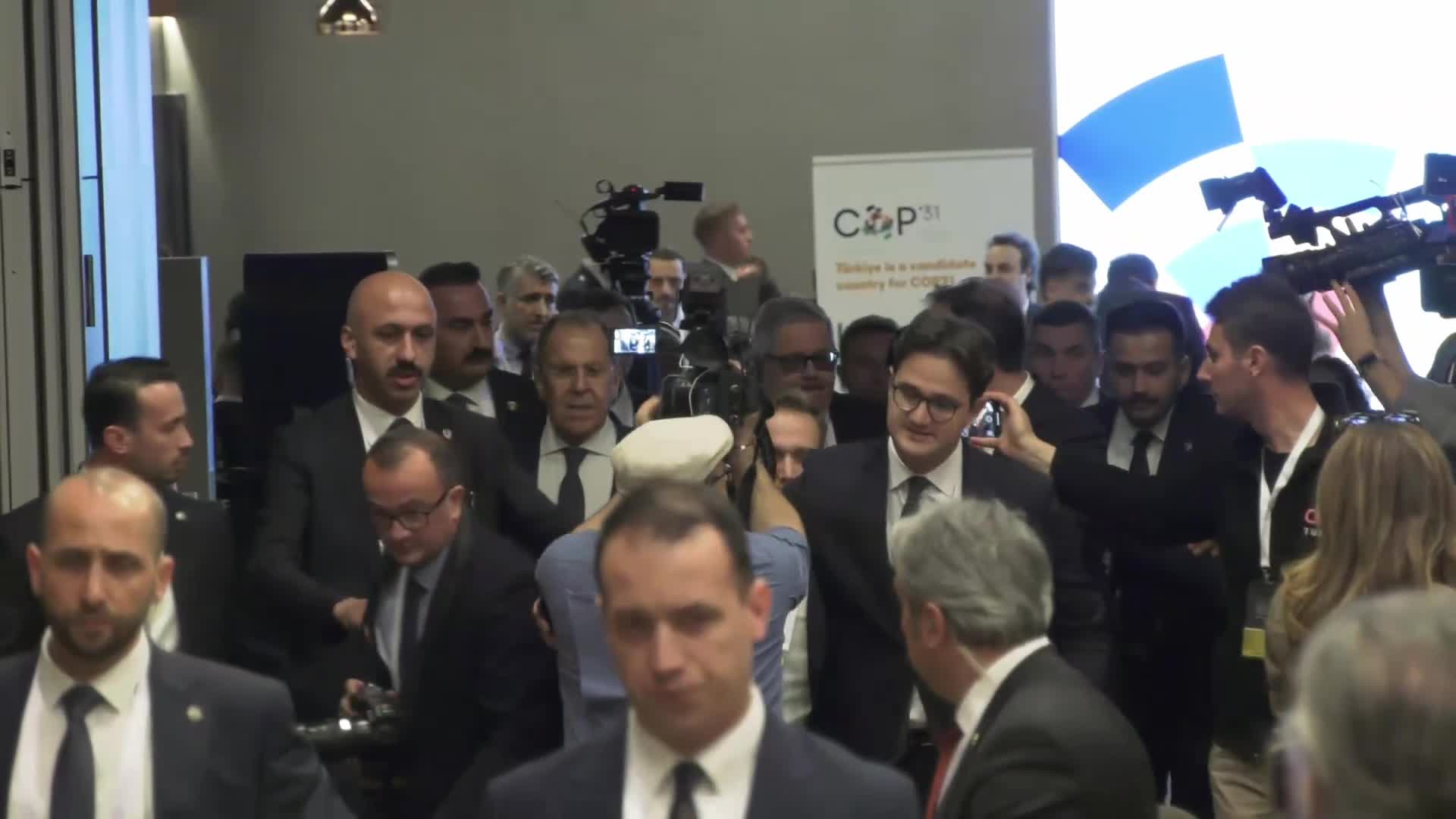 Dışişleri Bakanı Fidan, Rusya Dışişleri Bakanı Lavrov ile bir araya geldi