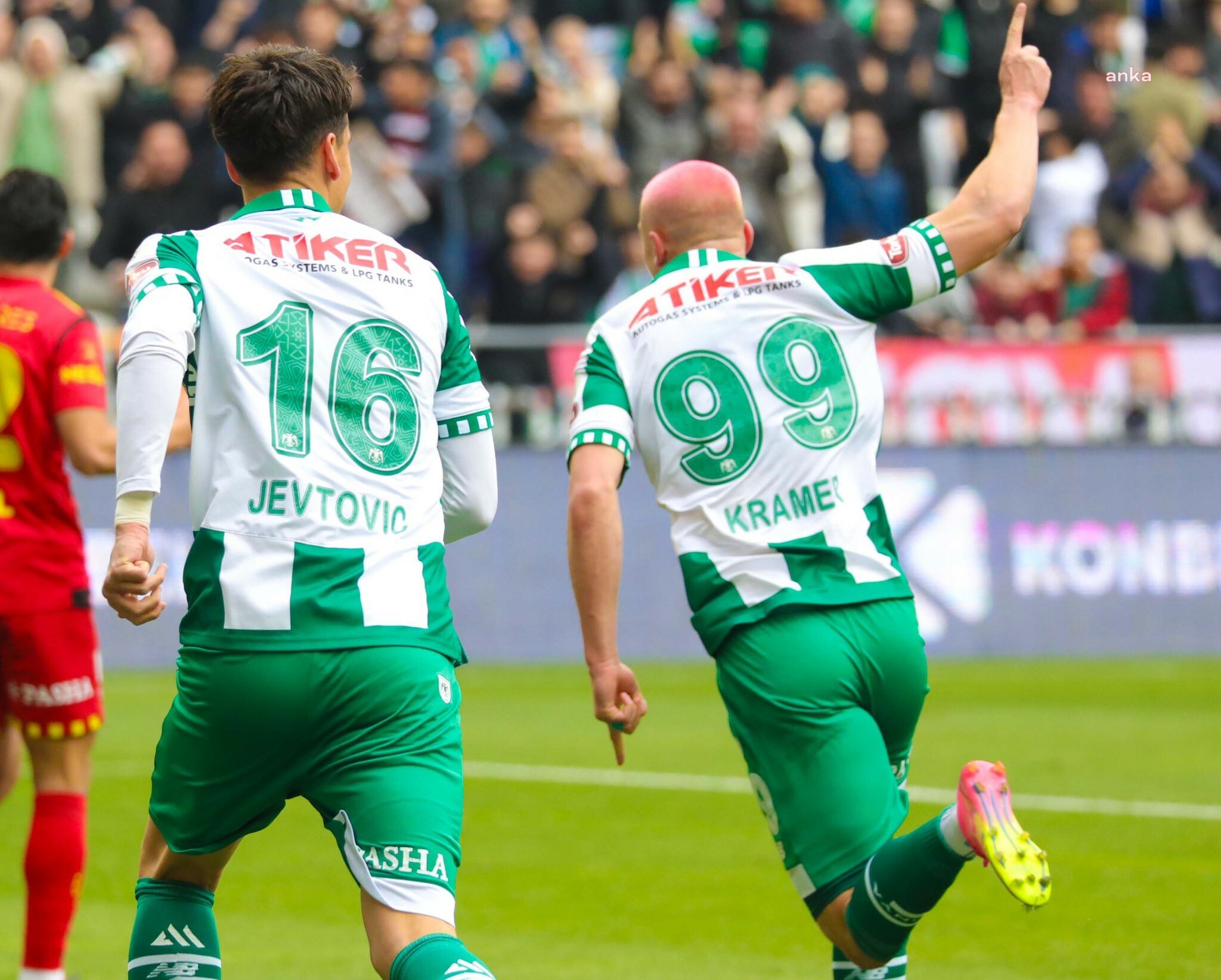 Konyaspor kritik virajı döndü: Göztepe’yi tek golle geçti