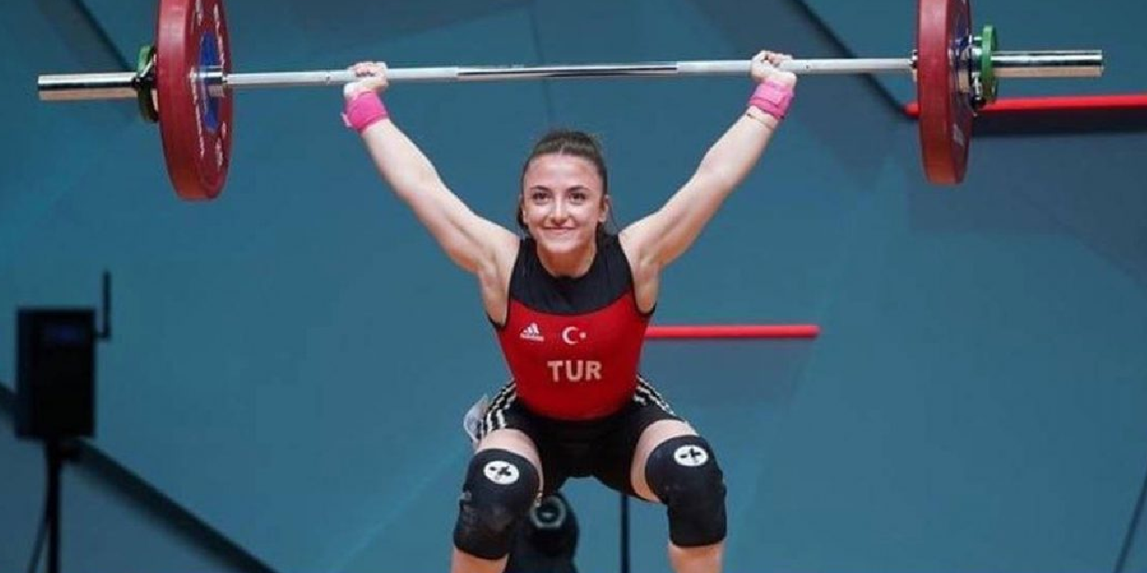 Milli halterci Cansu Bektaş Avrupa şampiyonu oldu!