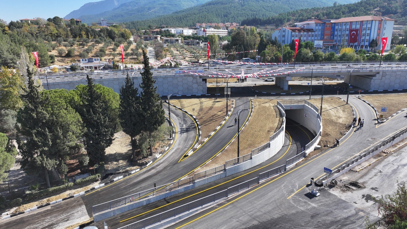 Manisa’nın duvarları genç sanatçılarla renklenecek