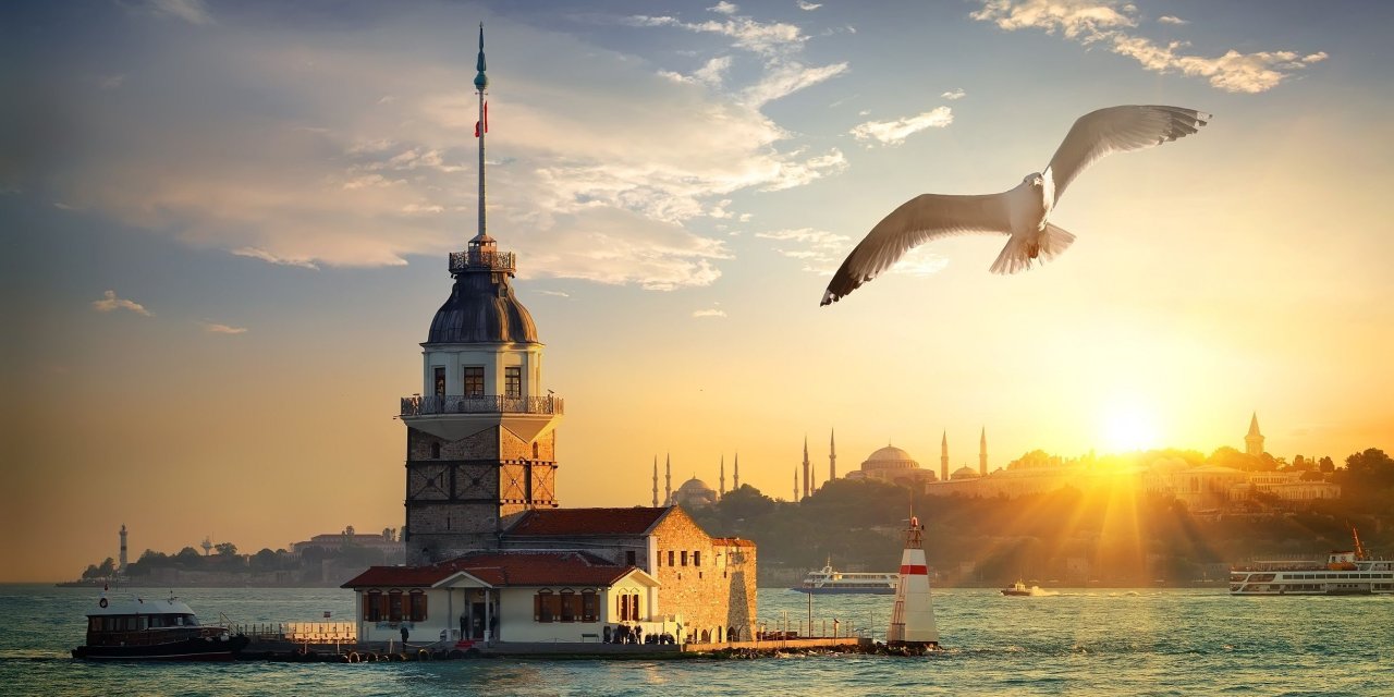 AKOM'dan İstanbullulara müjde : Sıcaklık 22 dereceyi bulacak