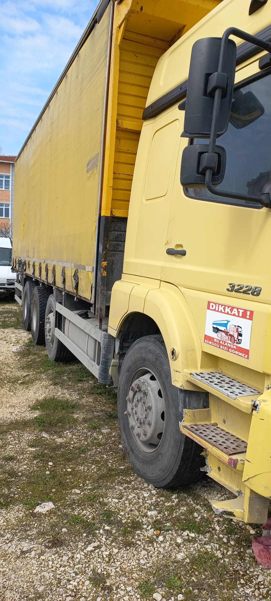 Rüzgar savurdu demişti; Anıl Aci'nin öldüğü kazanın görüntüsü ortaya çıktı