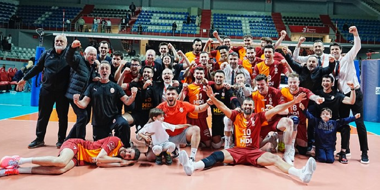 Galatasaray, Fenerbahçe'yi devirdi; 42 yıl sonra adını finale yazdırdı!
