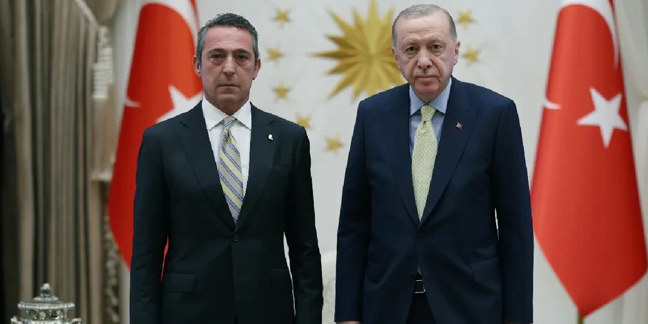 Külliye'de dikkat çeken görüşme: Erdoğan ve Ali Koç bir araya geldi