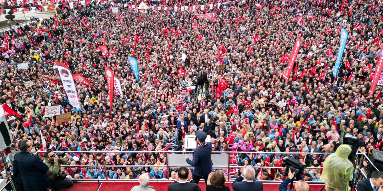 Memleketin işini bıraktılar, CHP ile uğraşıyorlar... Kim aç, susuz bakan yok