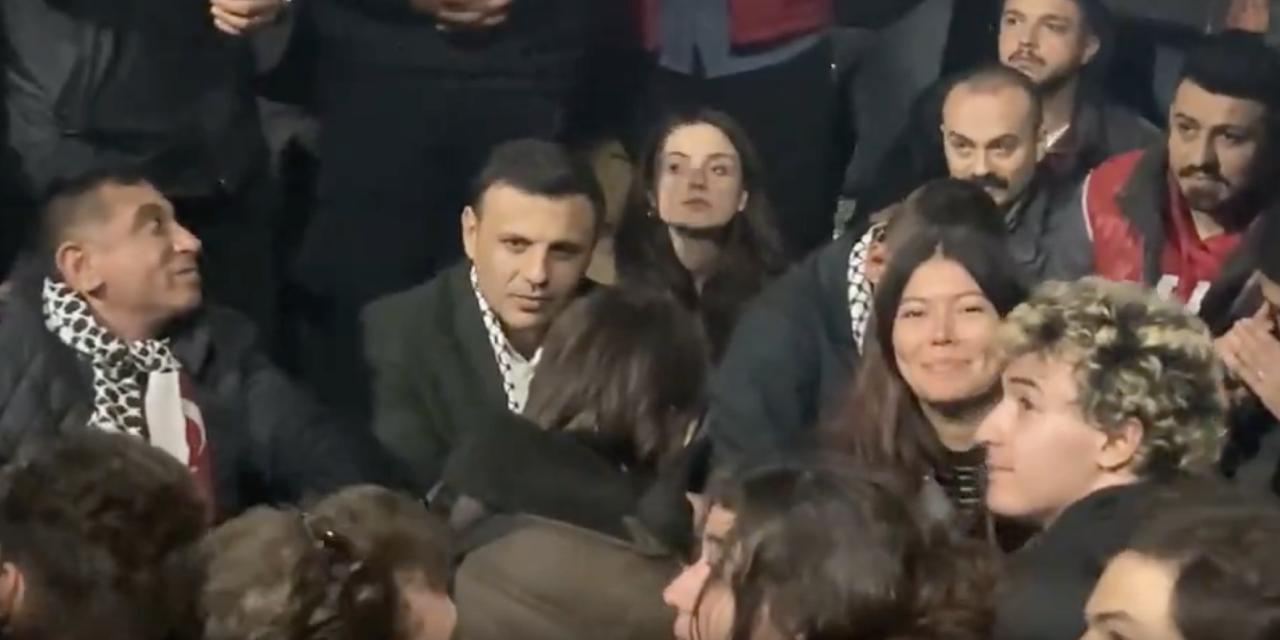 Gazze'ye destek eylemi yapmak isteyen CHP kortejine engel: Polis yürüyüşe izin vermedi