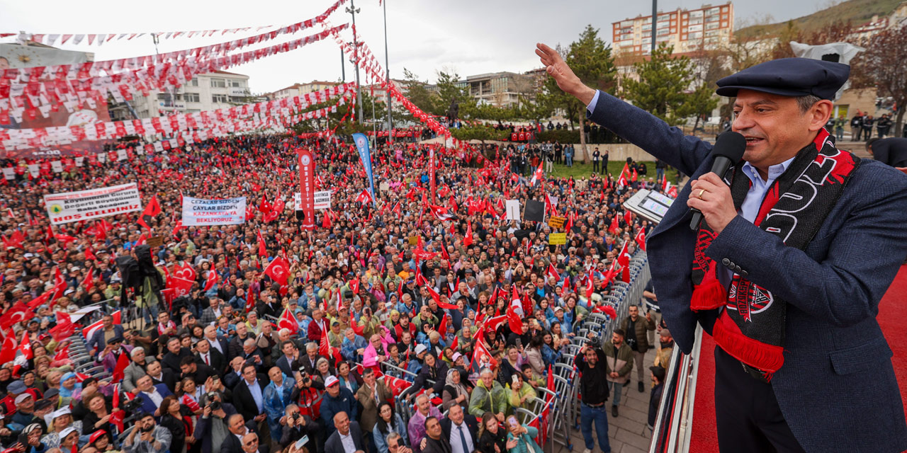 Böyle anket görülmedi: Yozgat mitinginde araştırma şirketi tek tek sordu