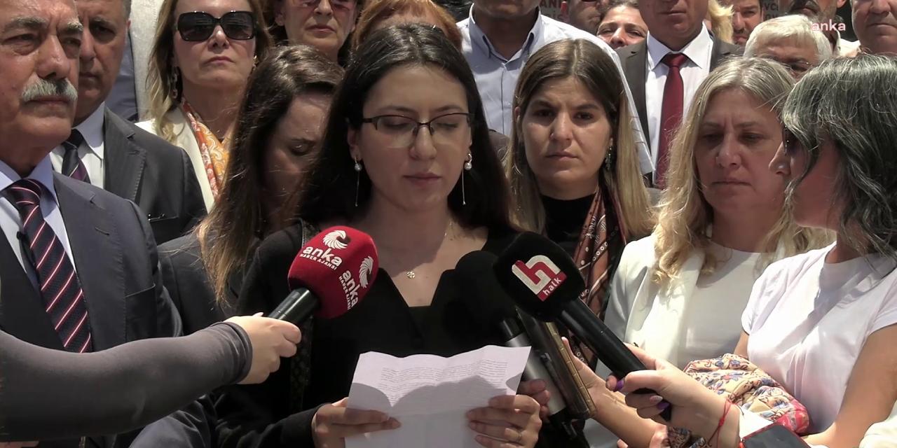 İzmir Büyükşehir Belediye Meclisi’ndeki küfürlü saldırıya CHP’den suç duyurusu
