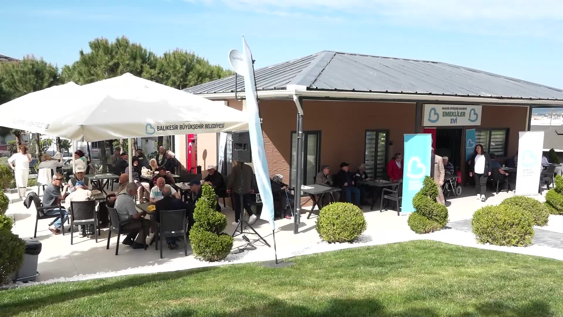 Balıkesir'in ilk Emekli Evi: Kahve 5, çay 2.5 lira