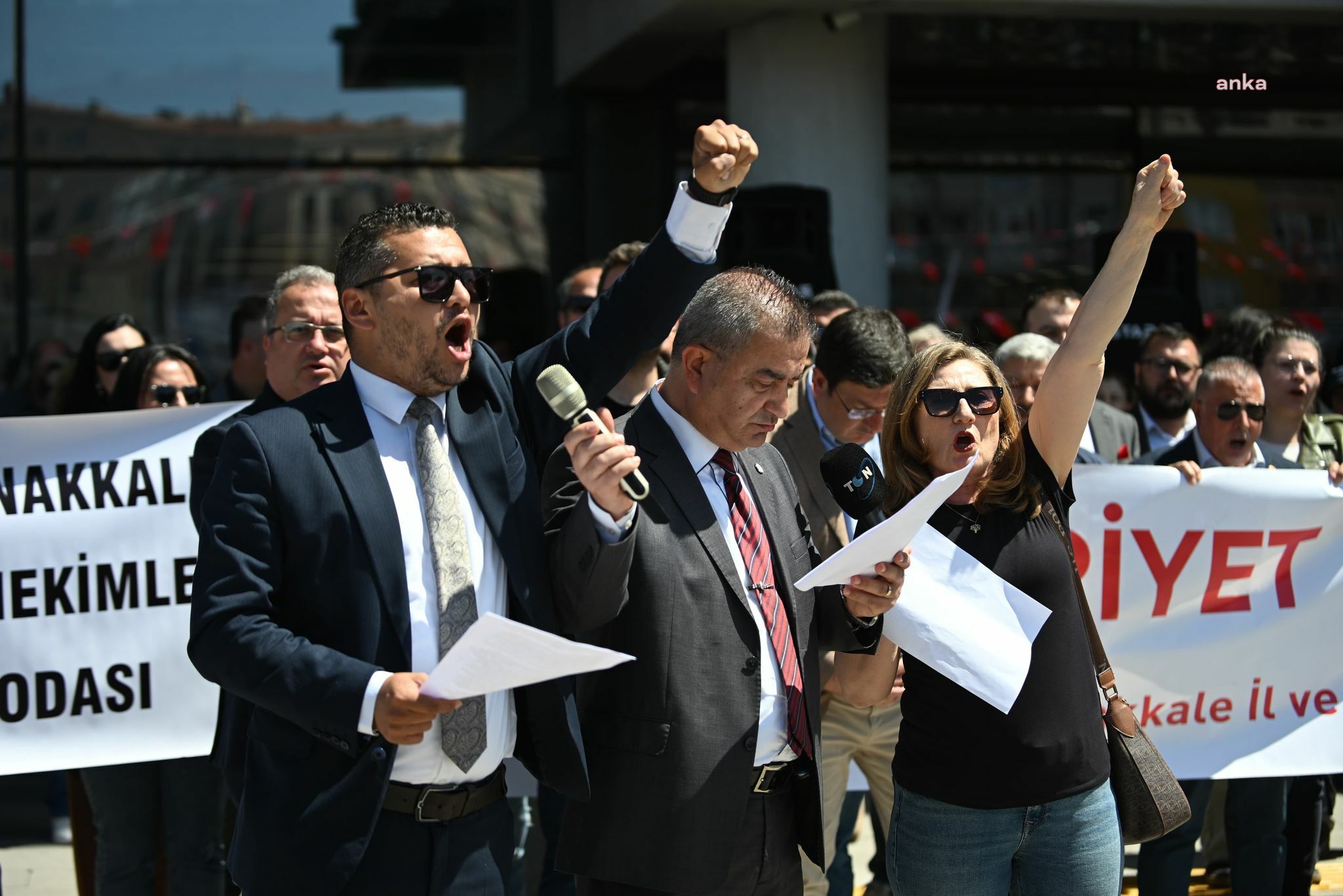 Çanakkale'nin içme suyu kaynağı Atikhisar Barajı'nı etkileyecek maden projesine karşı protesto