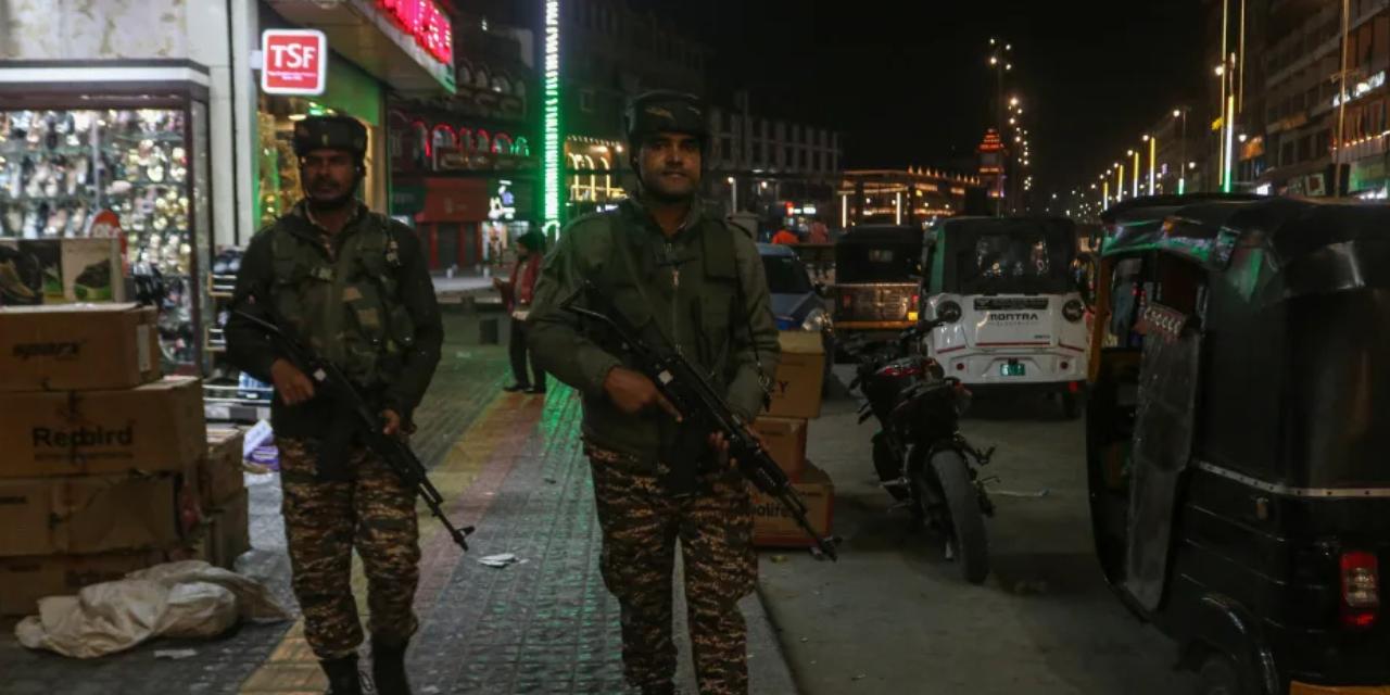 Hindistan Keşmir’de silahlı saldırı: 26 ölü, 17 yaralı